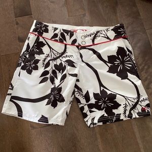 O’Neil water shorts